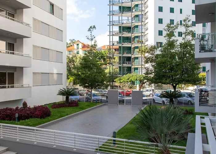 Elsas Place * Φουνκάλ