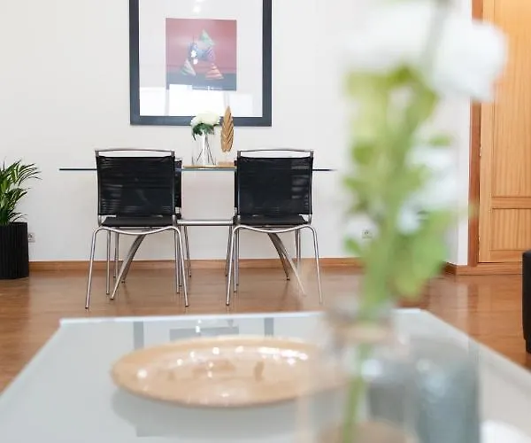 Elsas Place 아파트 푼샬